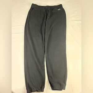 Women’s Y2K Hollister Sweatpants | $16.99